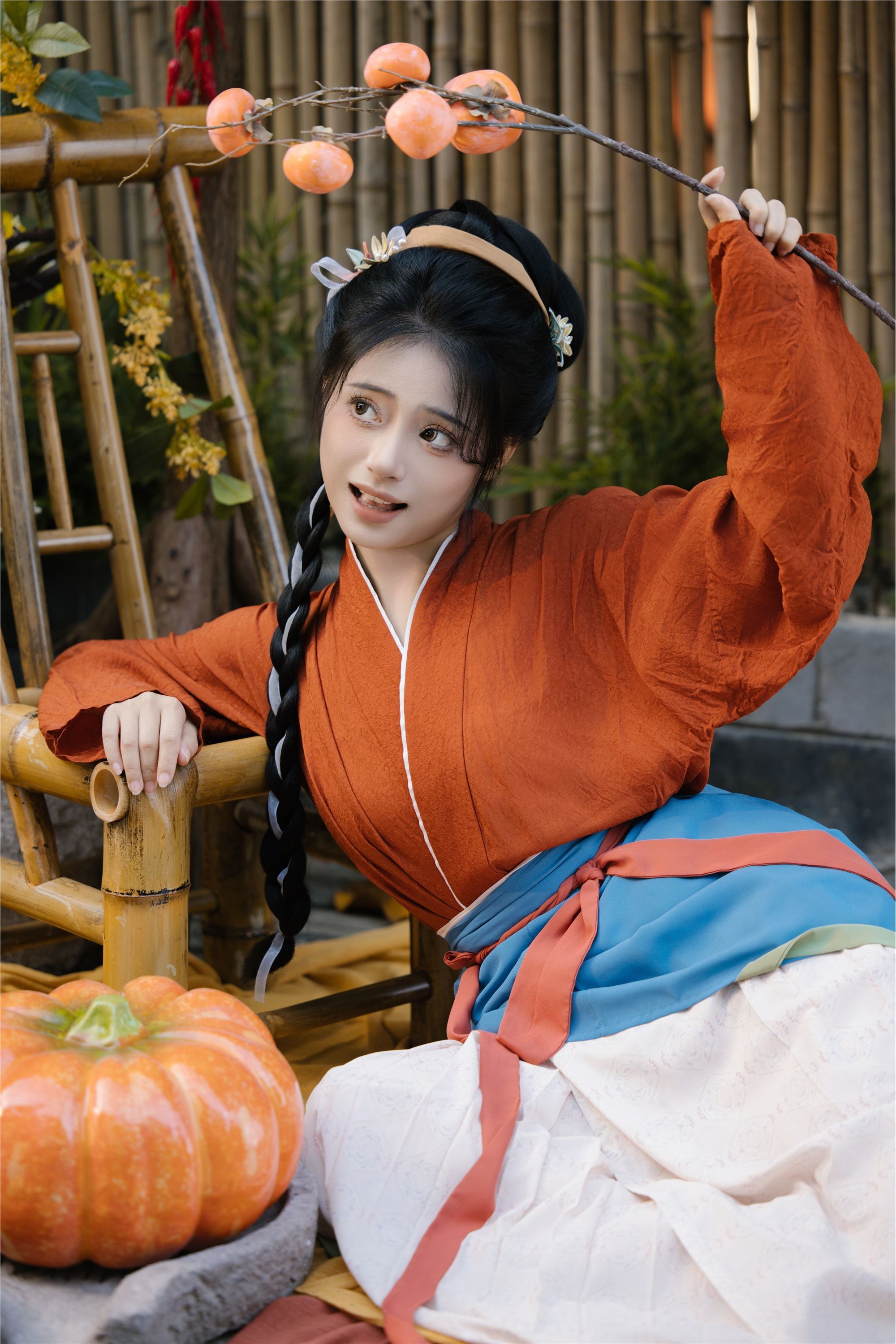 YITUYU艺图语 2025.01.18 晒秋 衔鹿